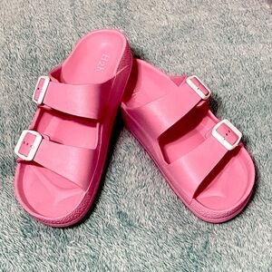 Pink rubber two strap slide sandals size 9